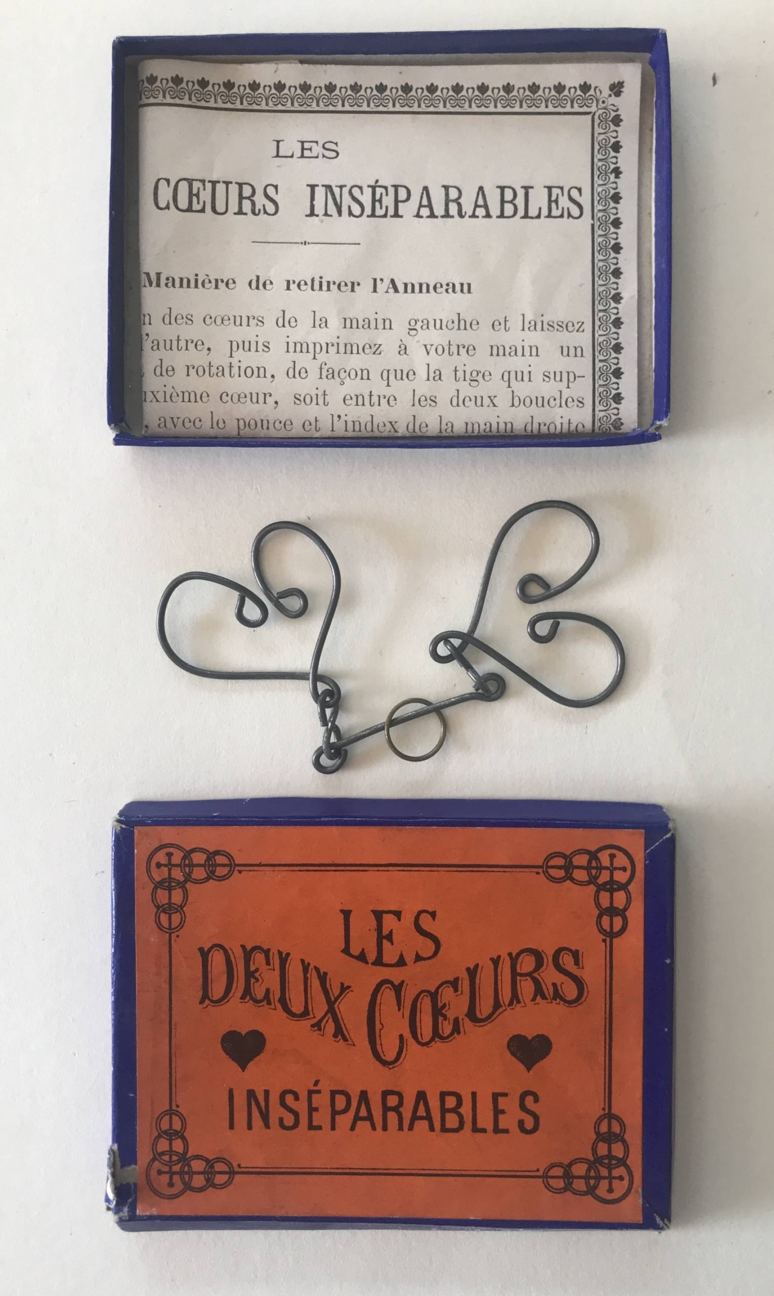 Les deux Coeurs inséparables.